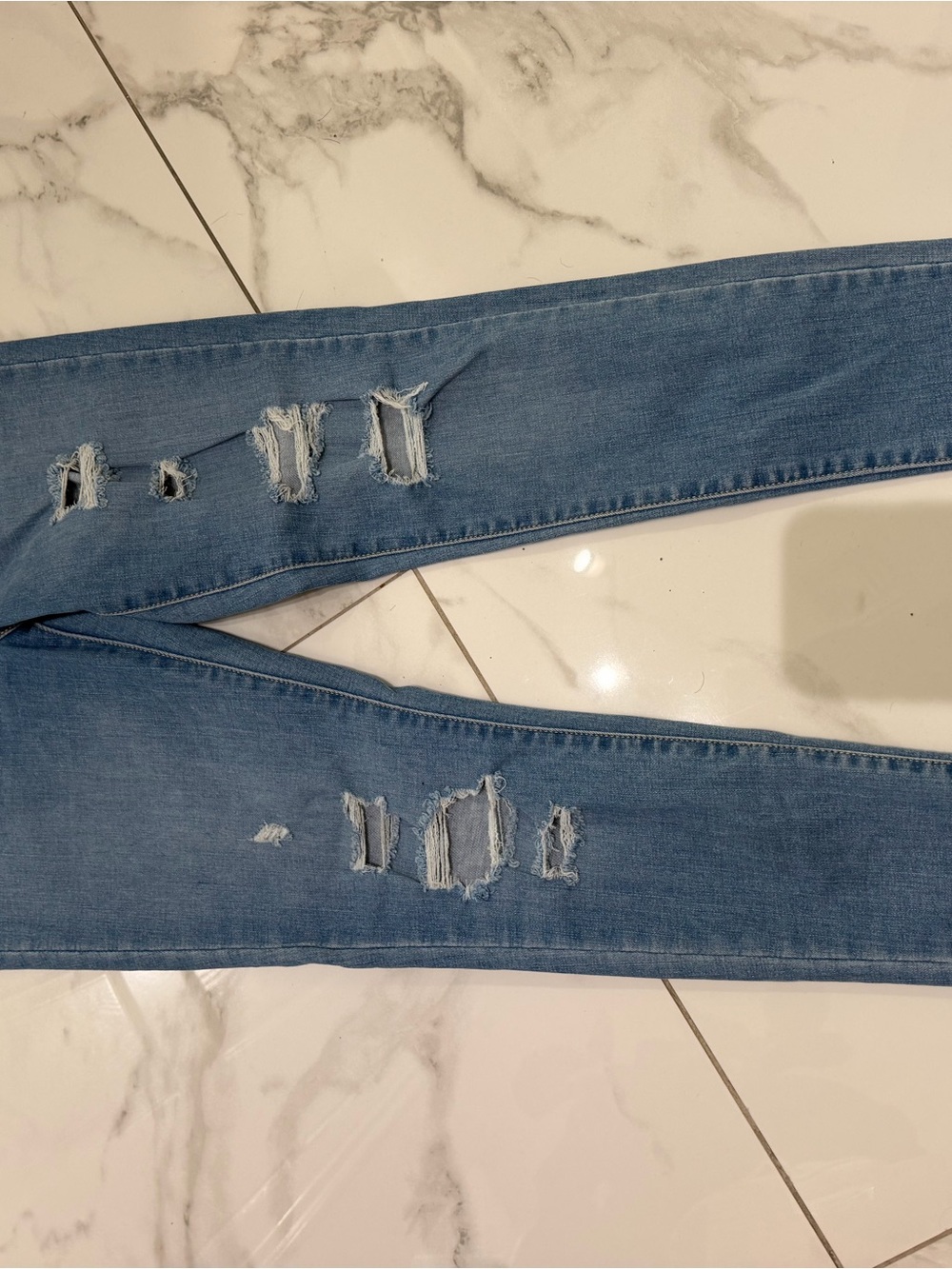 Levi's Light Blue Ripped Women's Skinny Jeans